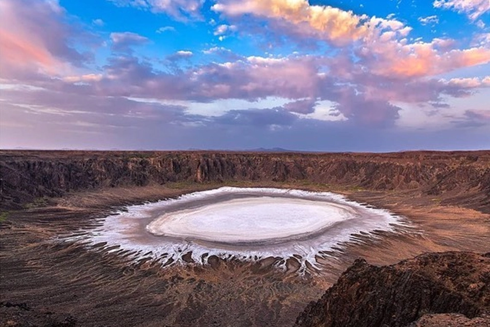 Al-Wahbah Crater